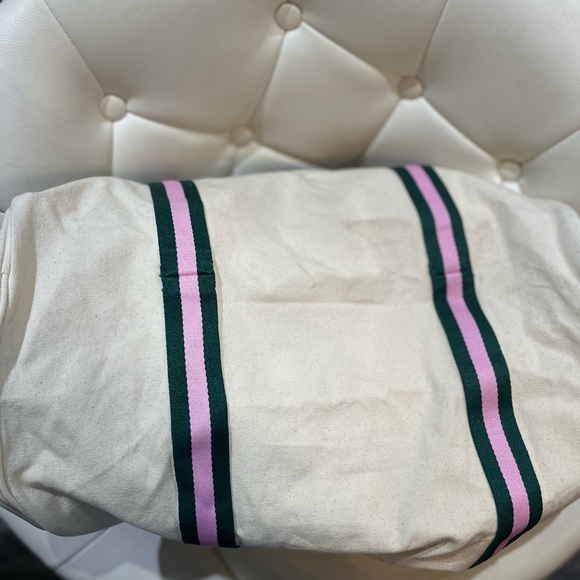 Pink Duffle Bag - Picture 8 of 8